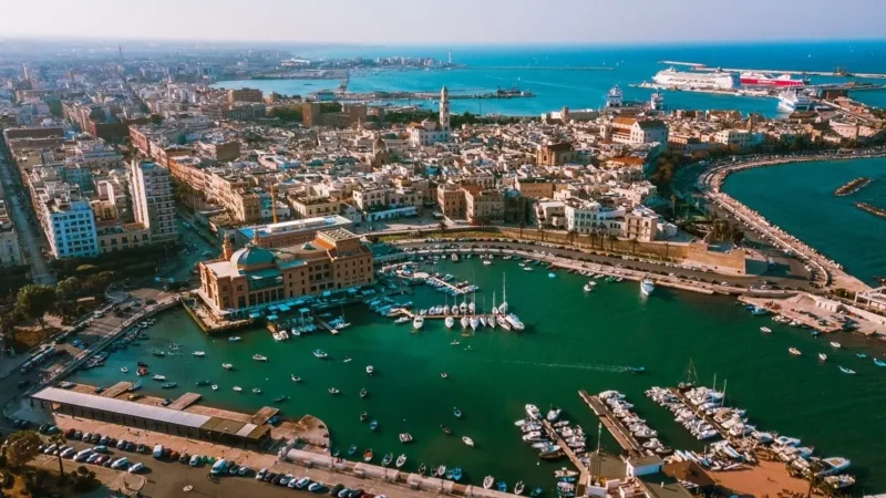 Must-Visit Destinations in Puglia: 10 Essential Places to Explore 10 Essential Travel Tips for Visiting Bari: Everything You Need to Know